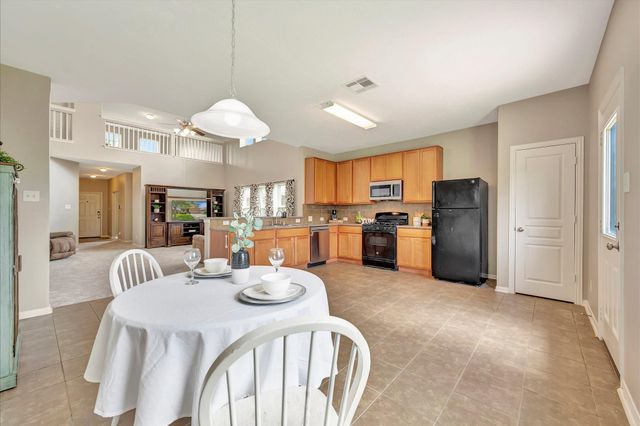 3105 Cambridge Meadows Lane, Dickinson, TX 77539
