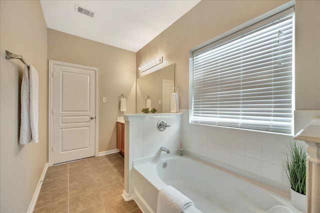3105 Cambridge Meadows Lane, Dickinson, TX 77539