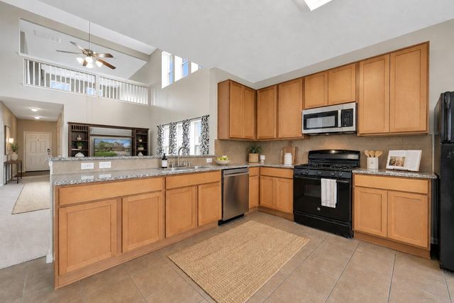3105 Cambridge Meadows Lane, Dickinson, TX 77539