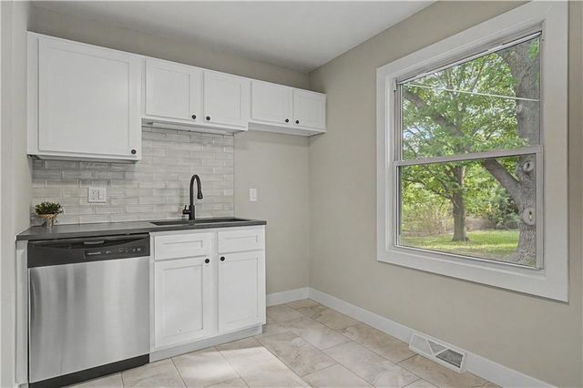 9918 Benson Street, Overland Park, KS 66212