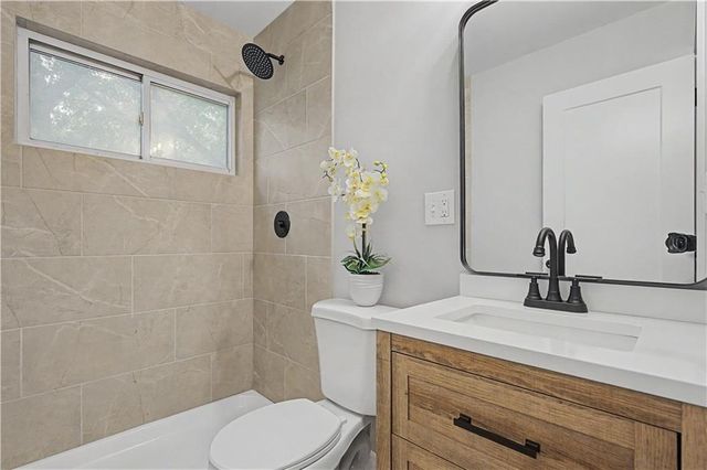 9918 Benson Street, Overland Park, KS 66212