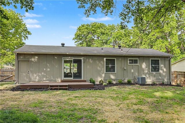 9918 Benson Street, Overland Park, KS 66212