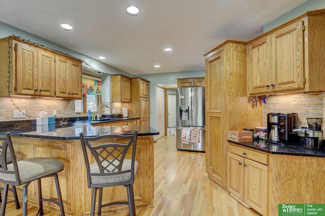 8883 Verdon Circle, Plattsmouth, NE 68048