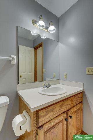 8883 Verdon Circle, Plattsmouth, NE 68048