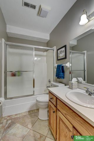 8883 Verdon Circle, Plattsmouth, NE 68048