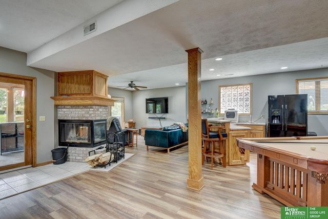 8883 Verdon Circle, Plattsmouth, NE 68048