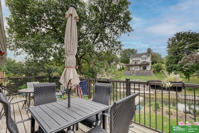 8883 Verdon Circle, Plattsmouth, NE 68048