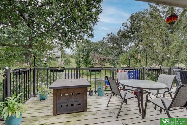 8883 Verdon Circle, Plattsmouth, NE 68048