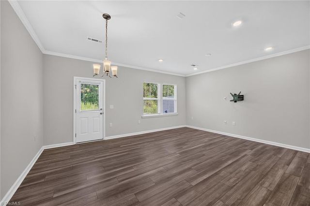 814 Falls Grove Trail, High Point, NC 27265