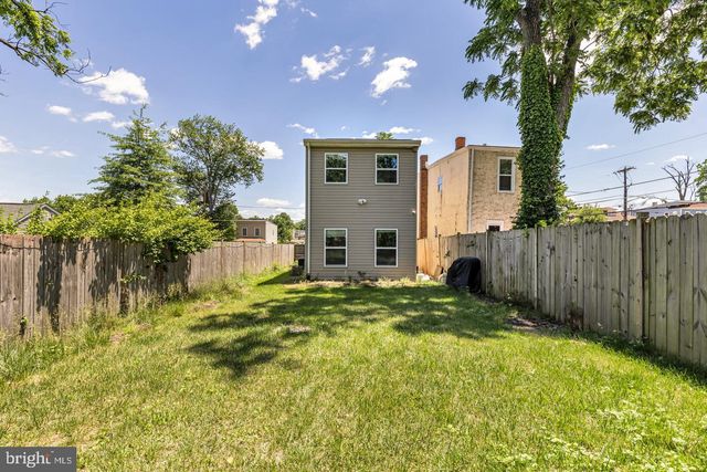 1002 58TH AVE, Capitol Heights, MD 20743