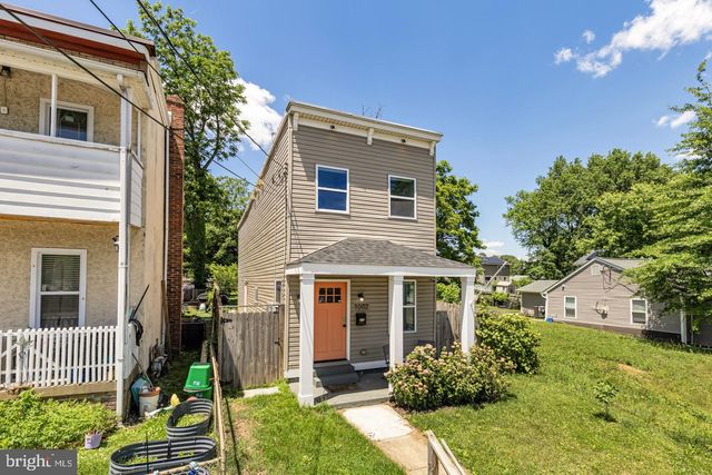 1002 58TH AVE, Capitol Heights, MD 20743