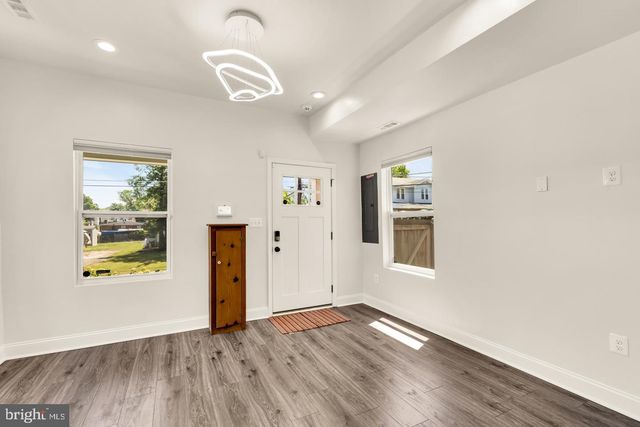 1002 58TH AVE, Capitol Heights, MD 20743