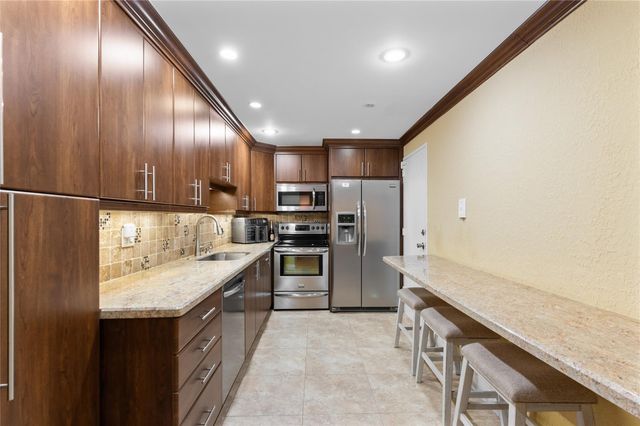 4250 GALT OCEAN Drive 8L, Fort Lauderdale, FL 33308