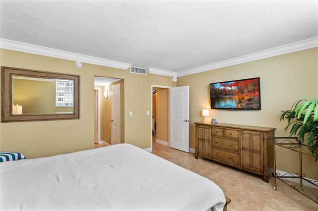 4250 GALT OCEAN Drive 8L, Fort Lauderdale, FL 33308