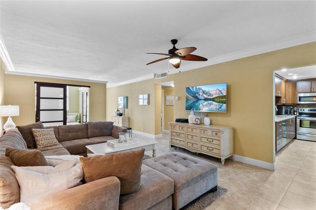 4250 GALT OCEAN Drive 8L, Fort Lauderdale, FL 33308