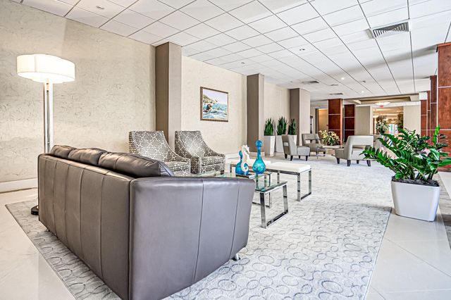 4250 GALT OCEAN Drive 8L, Fort Lauderdale, FL 33308