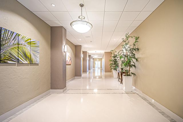 4250 GALT OCEAN Drive 8L, Fort Lauderdale, FL 33308