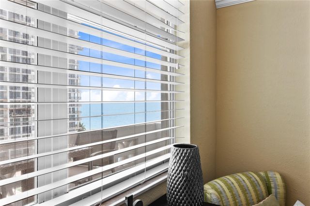 4250 GALT OCEAN Drive 8L, Fort Lauderdale, FL 33308