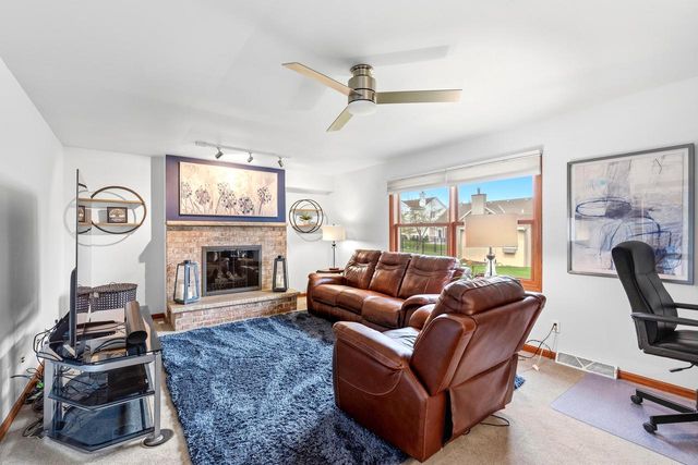 3928 Anita LANE, Franklin, WI 53132