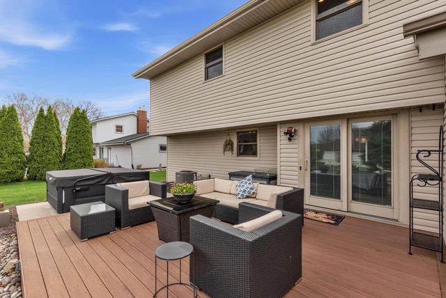 3928 Anita LANE, Franklin, WI 53132
