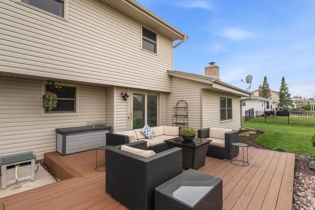 3928 Anita LANE, Franklin, WI 53132