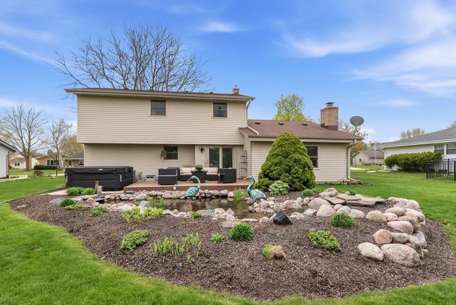 3928 Anita LANE, Franklin, WI 53132