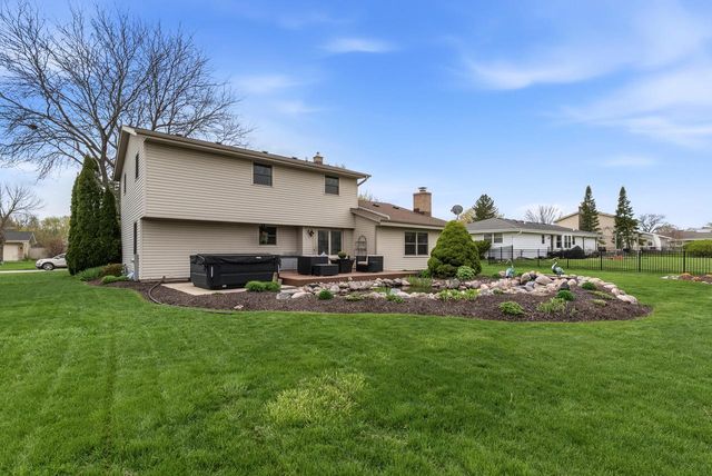 3928 Anita LANE, Franklin, WI 53132
