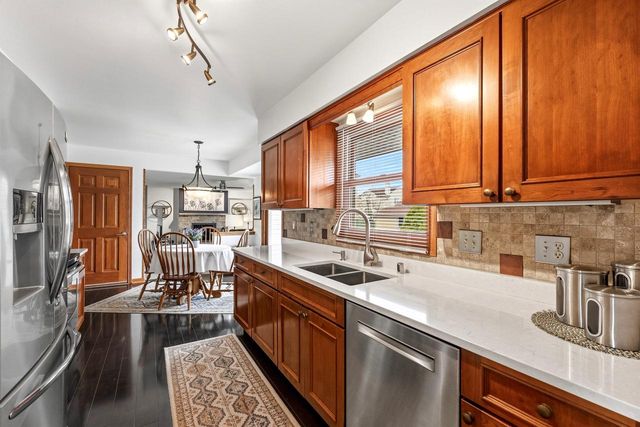 3928 Anita LANE, Franklin, WI 53132
