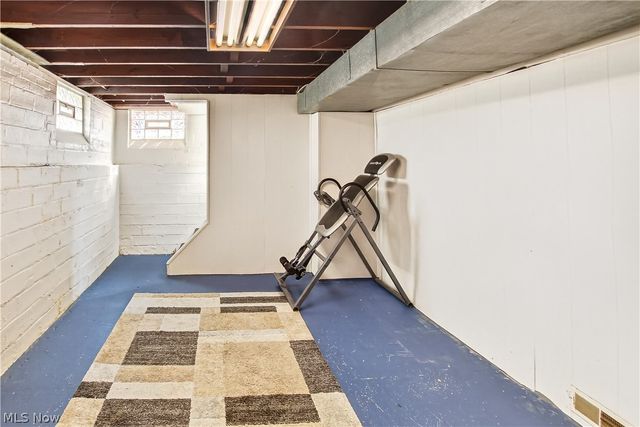 3145 W 138th Street, Cleveland, OH 44111