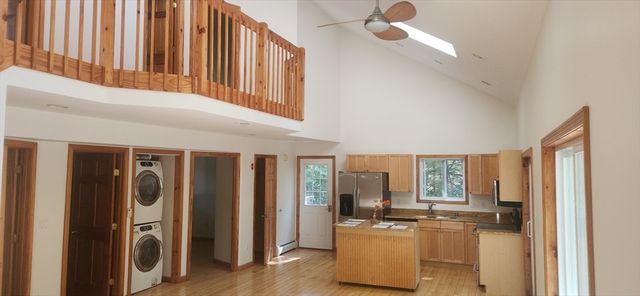 12 Cornwall Pl, Farmington, NH 03835