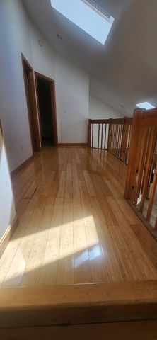 12 Cornwall Pl, Farmington, NH 03835