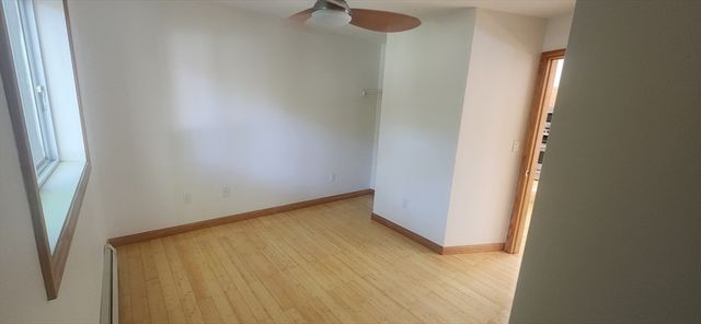 12 Cornwall Pl, Farmington, NH 03835