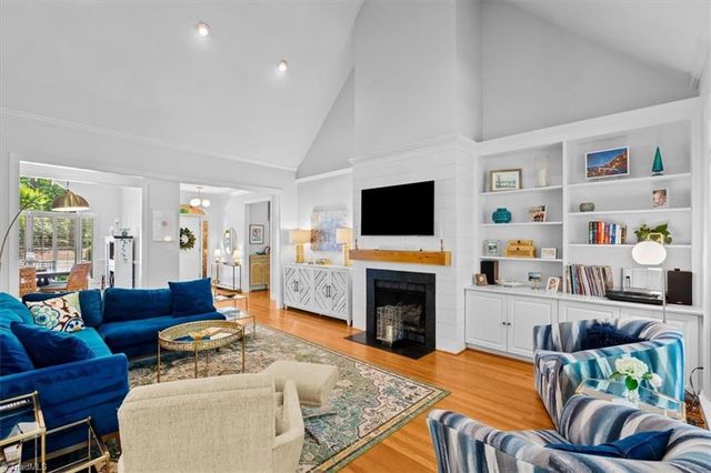 7 Ibis Circle, Greensboro, NC 27455