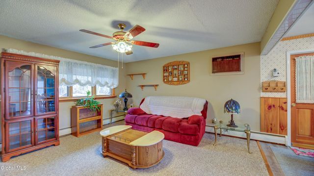 652 County Hwy 122, Johnstown, NY 12078