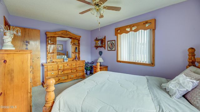 652 County Hwy 122, Johnstown, NY 12078