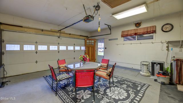 652 County Hwy 122, Johnstown, NY 12078