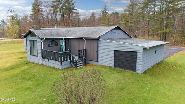 652 County Hwy 122, Johnstown, NY 12078