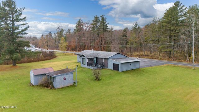652 County Hwy 122, Johnstown, NY 12078