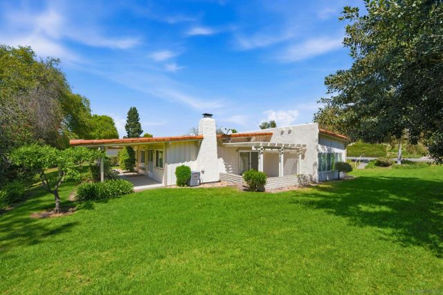 12453 Rios Rd, San Diego, CA 92128