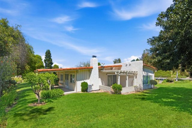 12453 Rios Rd, San Diego, CA 92128