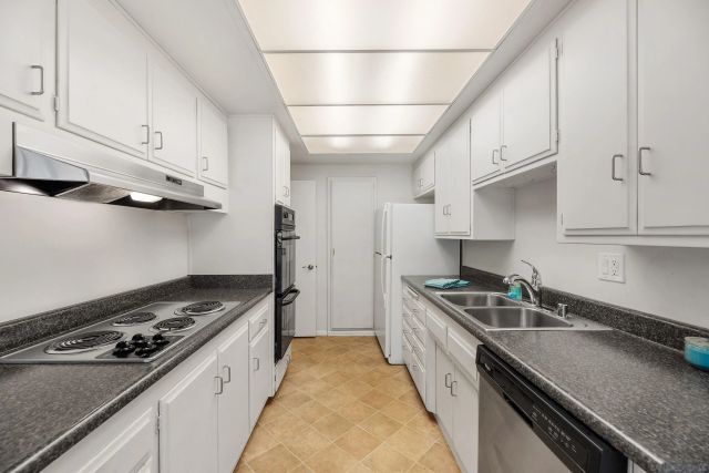 12453 Rios Rd, San Diego, CA 92128