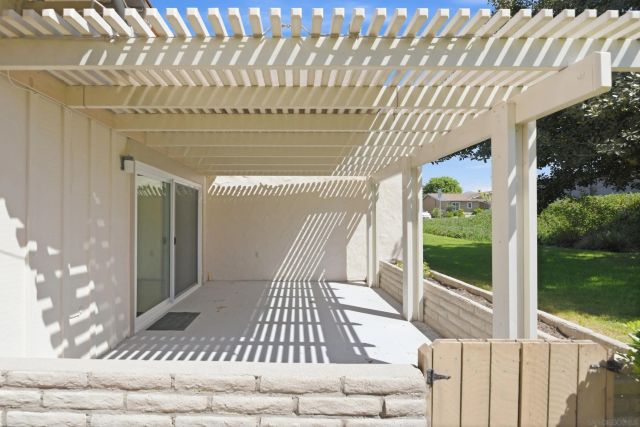 12453 Rios Rd, San Diego, CA 92128