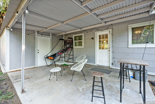 5802 branch valley, San Antonio, TX 78242