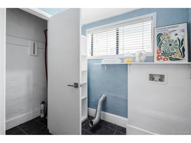 2339 North Gilpin St, Denver, CO 80205