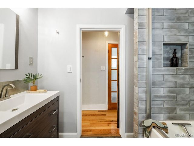 2339 North Gilpin St, Denver, CO 80205