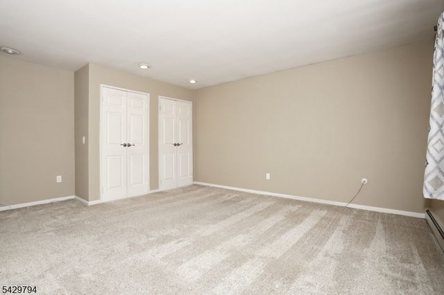 605 Grove St 2, Clifton City, NJ 07013