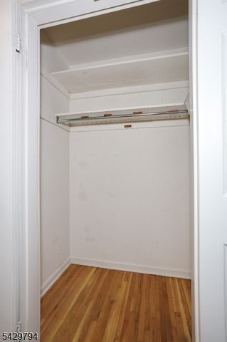 605 Grove St 2, Clifton City, NJ 07013