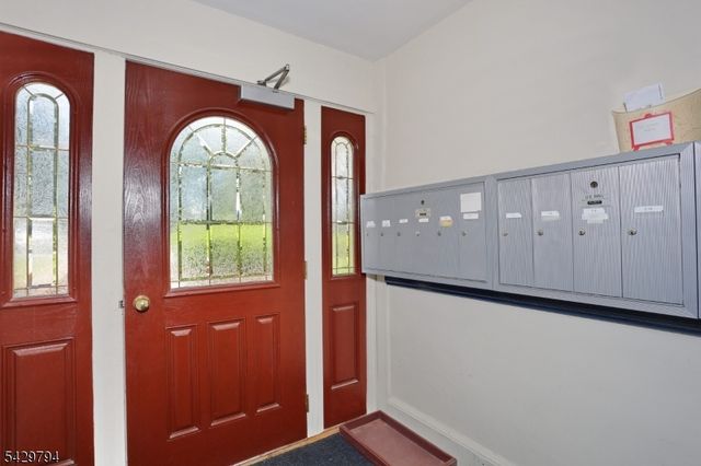605 Grove St 2, Clifton City, NJ 07013