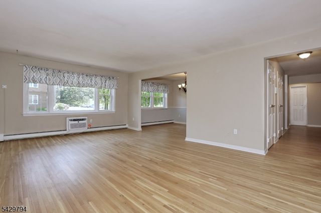 605 Grove St 2, Clifton City, NJ 07013