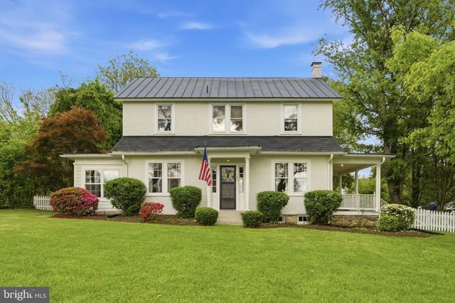 150 S 32ND ST, Purcellville, VA 20132